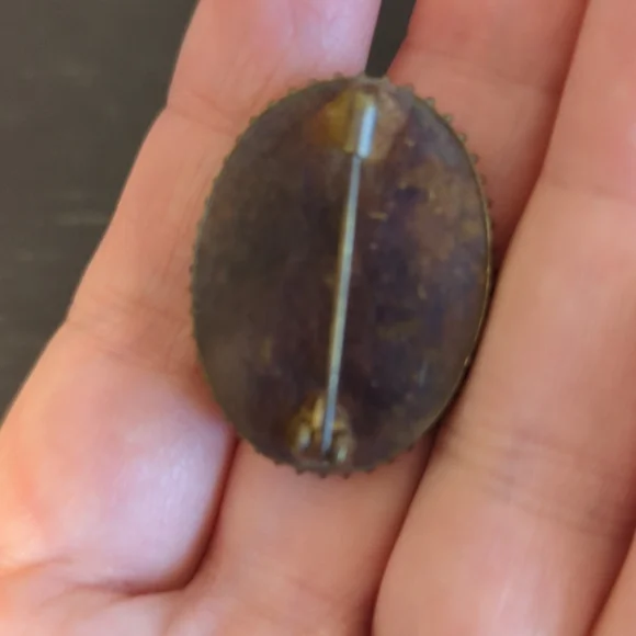 Brooch - Picture 3 of 4